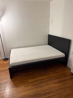 Full Bed and Mattress 6 months old