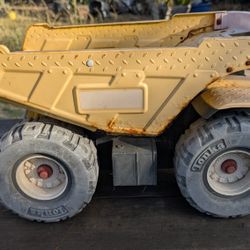 Tonka Mighty Dump Truck - Large Yellow Plastic Construction Vehicle

