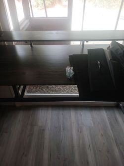 Computer desk