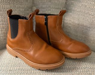Unisex Boots Kids Sz 2.5-3