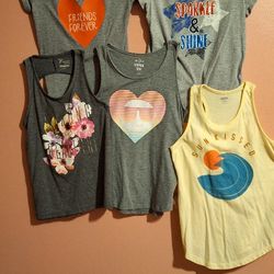 6 GIRLS T SHIRTS AND TANK TOPS