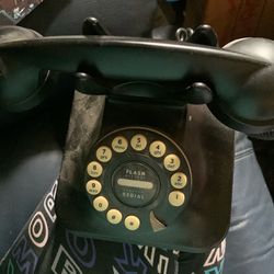 Vintage roatary look push button phone