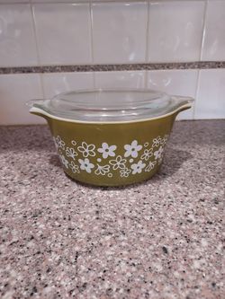 Vintage pyrex casserole