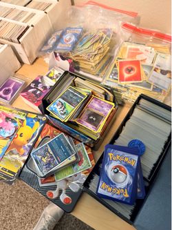 Pokémon / baseball / football cards