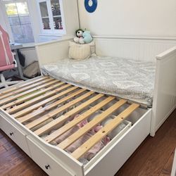 IKEA Hemnes Day Bed