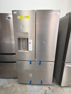 Frigidaire FRFC2323AS - 23 Cu. Ft. Counter-Depth French Door Refrigerator - Scratch & Dent