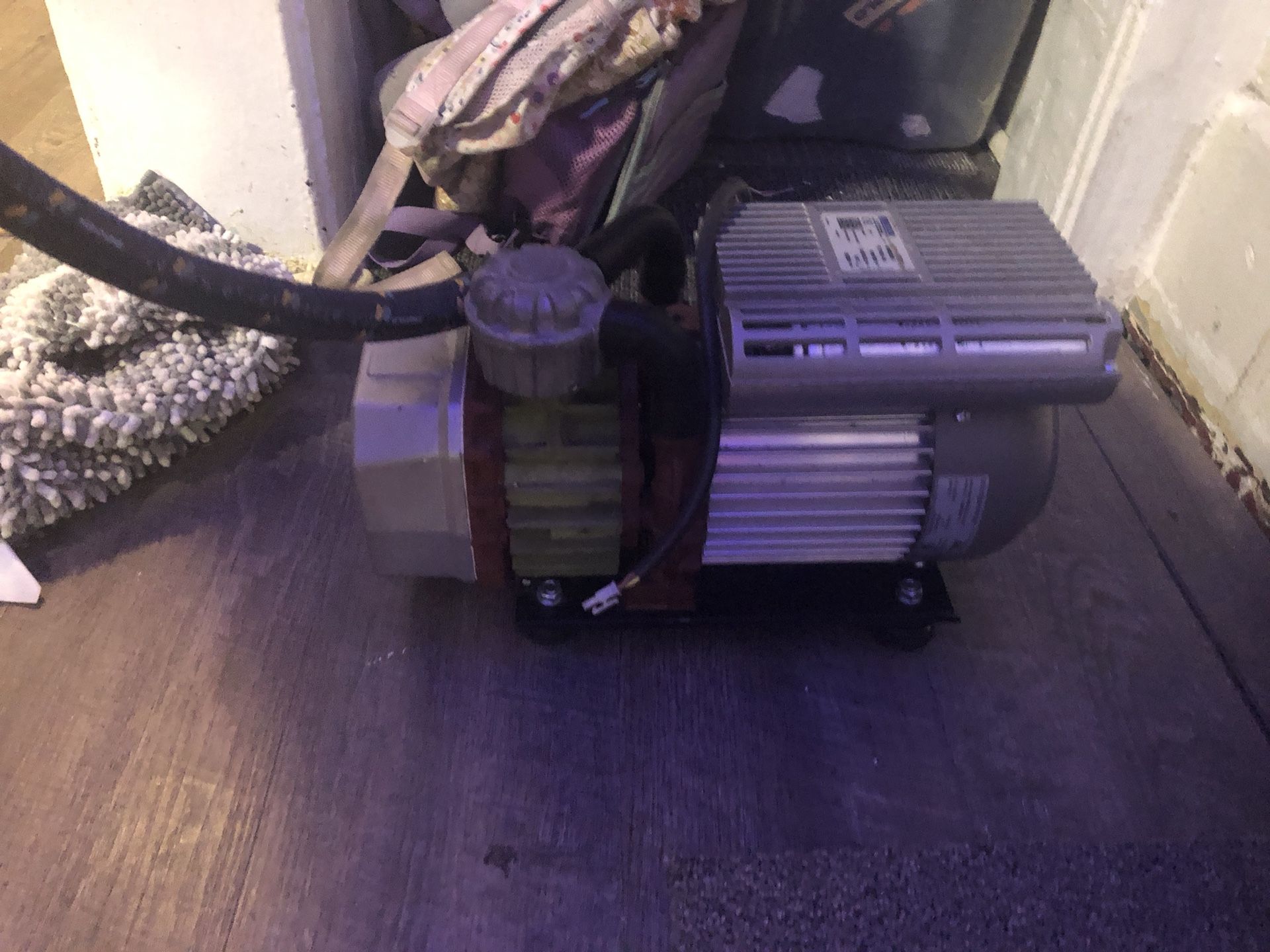 Becker VT4.16/0-86 Rotary Vane Vacuum Pump 1470/1750sp 200/200mbar Germany
