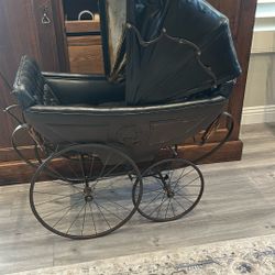 Antique Baby Carriage, Full-Size