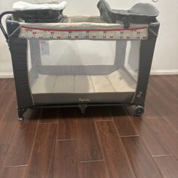Portable Play Yard