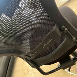NDI Office Furniture
Mesh Back Drafting Stool