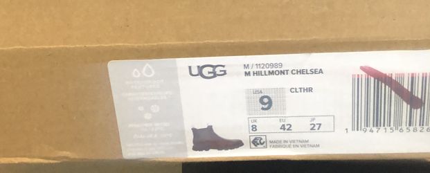 Ugg M Hillmont Chelsea Size 9  .  10  $115