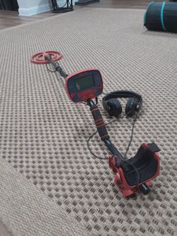 PANSKY METAL DETECTOR