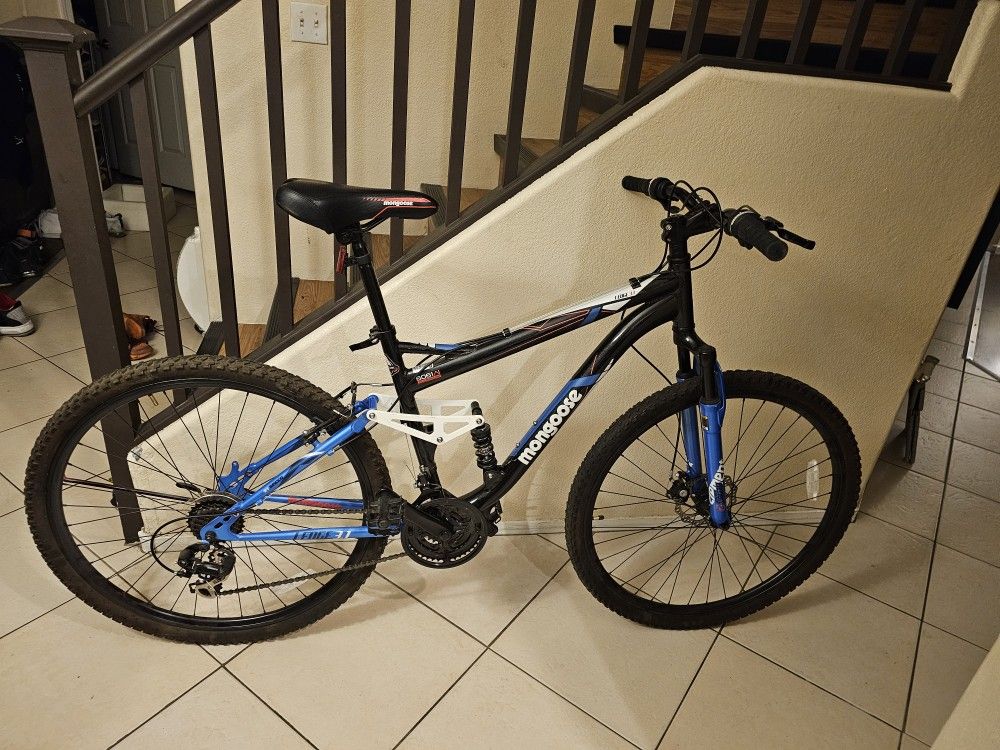 Brand New) 29 Aluminum 6061 Mongoose Ledge Mountain Bike