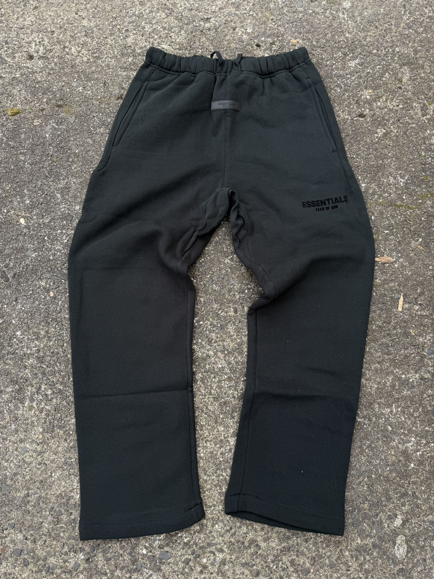 Essential Sweats Relaxed