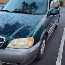 2005 Kia Sedona