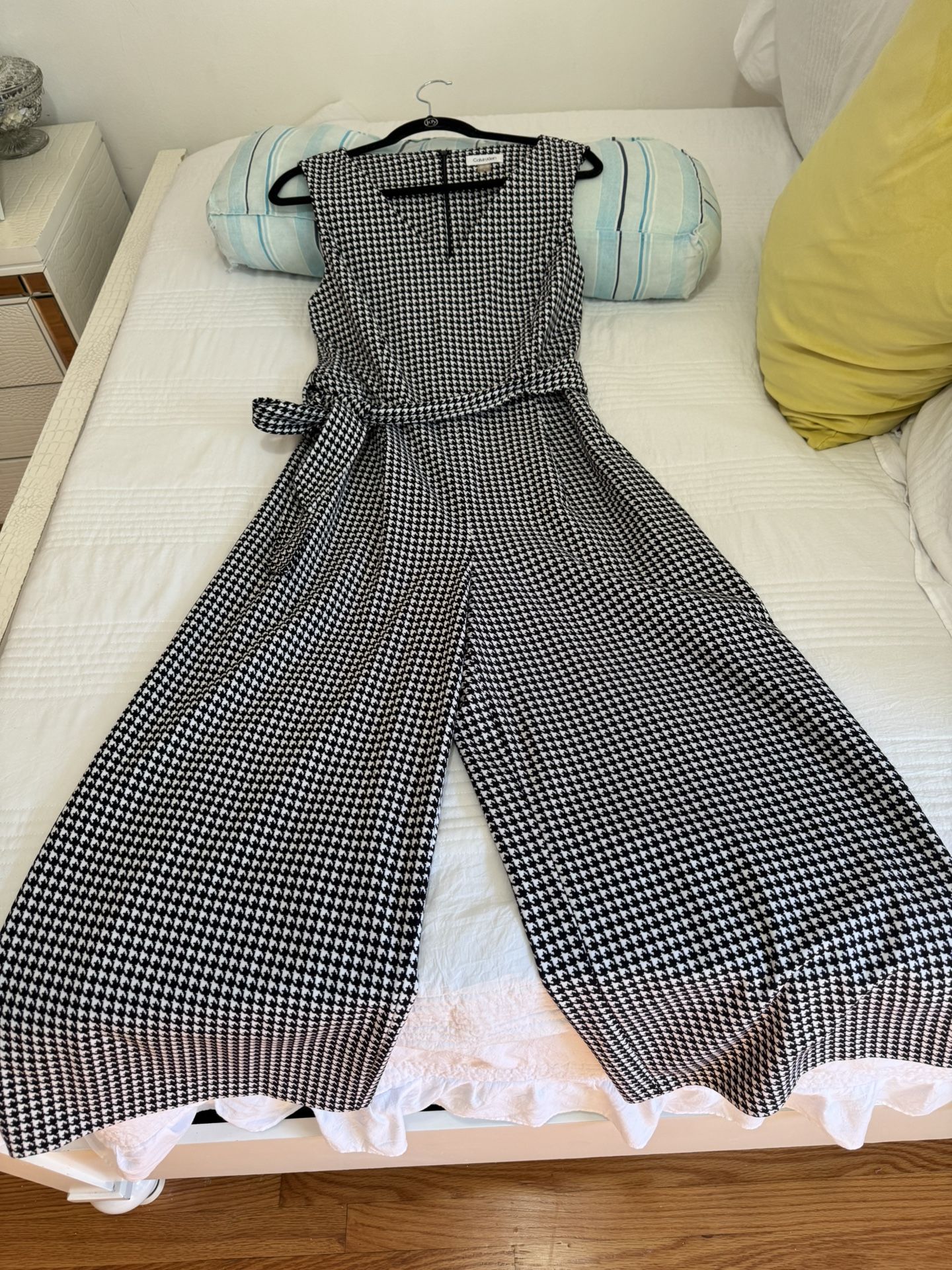 Calvin Klein Jumpsuit Size 10 Stretch Perfect Conditions Used Once