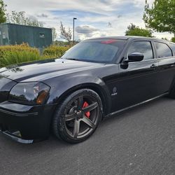 Srt8 Magnum  Clean Title 