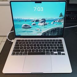 2026 MacBook M5 w/ Warranty