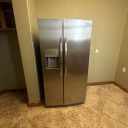 Frigidaire Gallery Refrigerator 