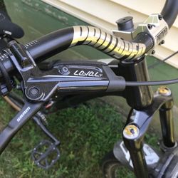  Canyon Dirt Jump Bike 