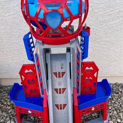 Paw Patrol, Transforming Ultimate City Tower