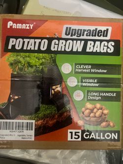 Potato grow bags with harvest window. girl bags with harvest window.