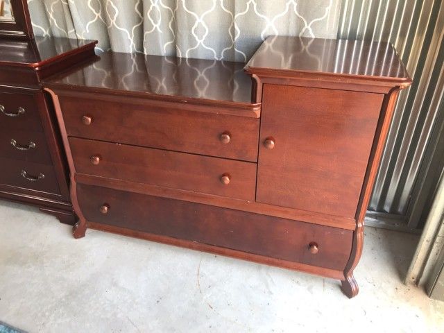 Beautiful Cherry Wood Dresser Changing Table