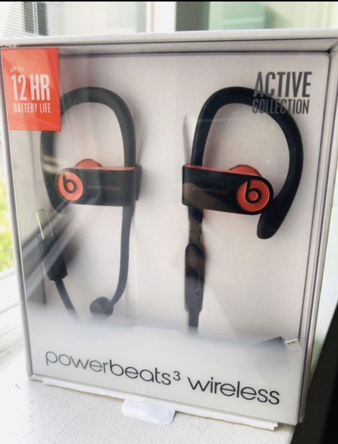 Wireless headphones Beats powerbeats3