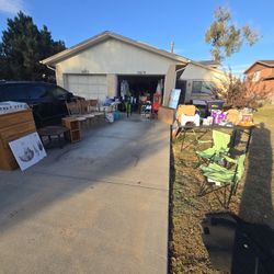 ***FINAL DAY!!!GARAGE SALE!!***