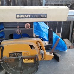 Table Saw With Cabinet 