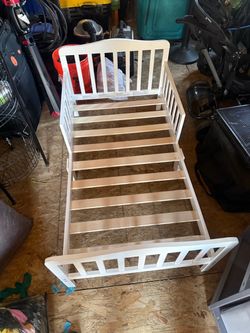 Free toddler bed, no mattress