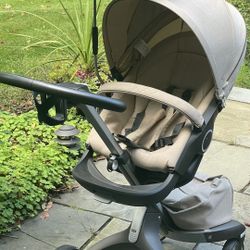 Stokke Xplory Stroller  + FREE Stokke Baby Cot