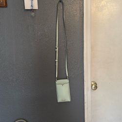 Kate Spade phone purse  Mint green Good 
