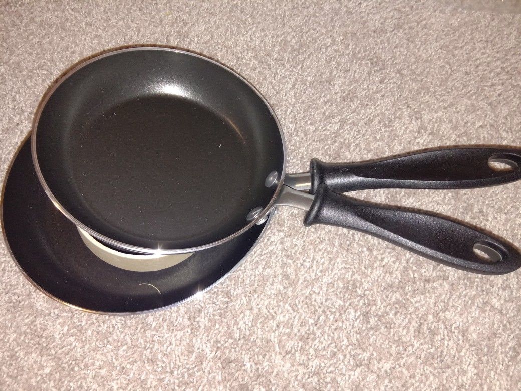 Cookwear Pan Set Brand New