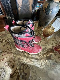 Girls Snowboots Kodiak Red Plaid Snow-boots Rainboots Youth Size 4
