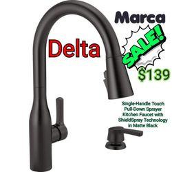 Marca Single-Handle Touch Pull-Down Sprayer Kitchen Faucet with ShieldSpray Technology in Matte Black
by

Delta