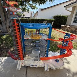 Hotwheels Garage