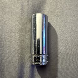 Snap-on 3/8" Drive 19 mm 6-point Deep Socket SFSM19 Flank Drive