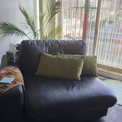 Full Sofa 2 Amazing Pieces