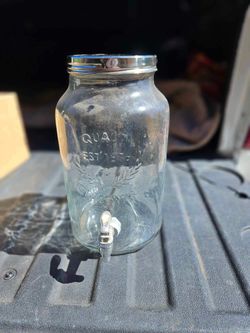 1 1/2 Gallon Beverage Dispenser 