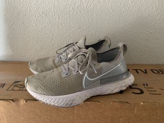 Nike React Infinity Run Flyknit Grey