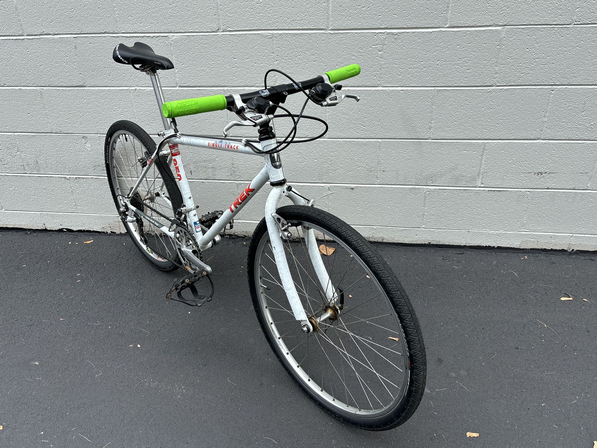 Vintage Trek 950 MTB Hybrid Road Bike for Sale in Philadelphia, PA