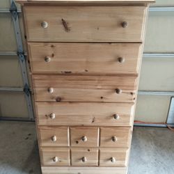 6 Drawer Natural Wood Dresser