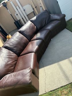 Sectional couch