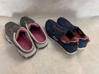 Gently used Skechers slip on tennis shoes size 9. 2 pairs