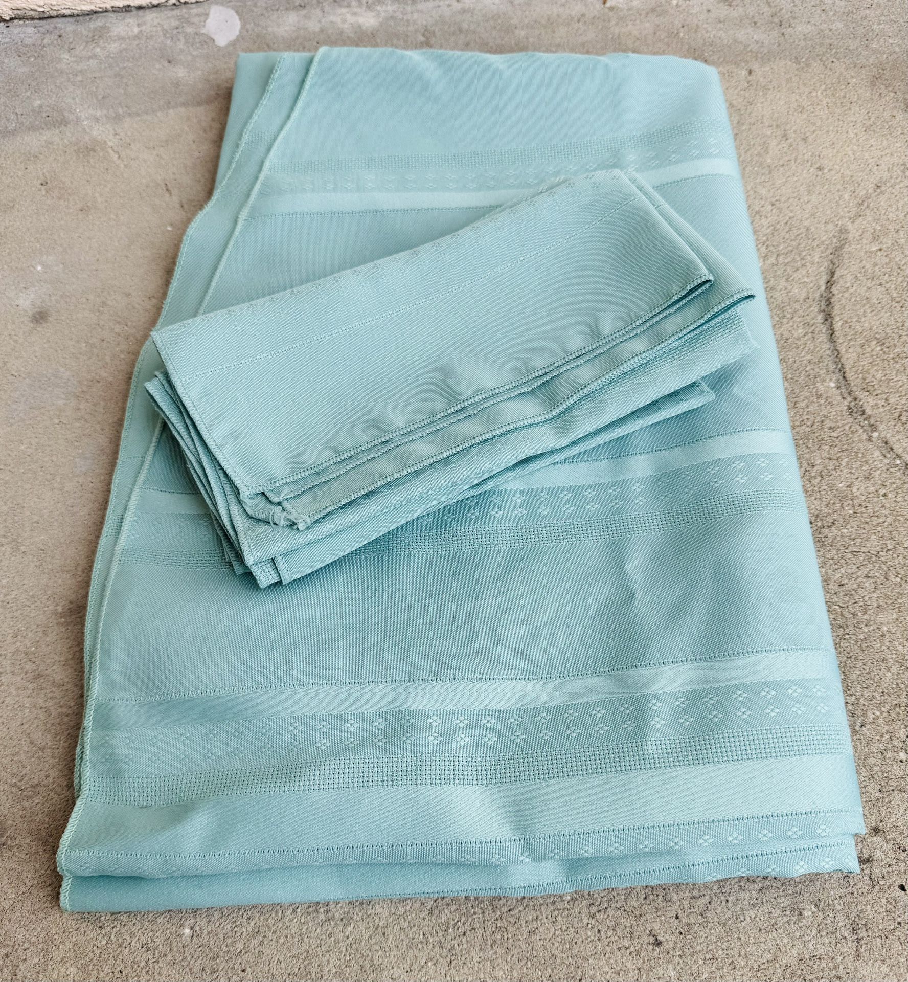 Sea Green Oval Fabric Tablecloth 59” x 82” with 4 Napkins - some wear - $5 for all