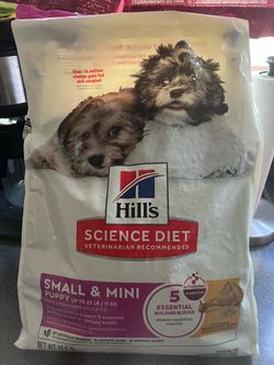 12.5 lb Science Diet small and mini puppy food