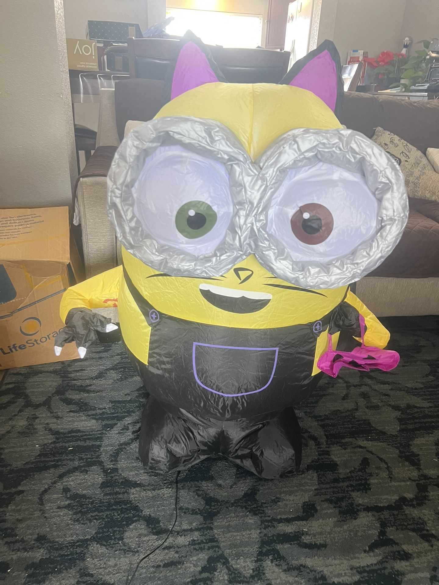 3.2FT Minions Bob as Black Cat Airblown Inflatable Halloween Blow Up