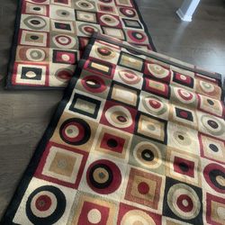 Rugs ( 2 ) in good condition!  Sz- 6 by 8 f.  Each- $25