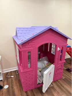 Little tikes house